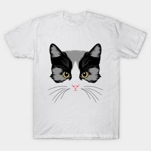 cute cat look T-Shirt